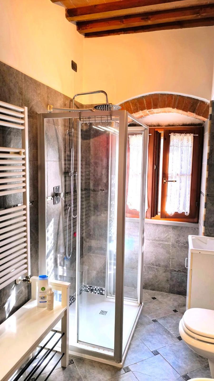 דירות פראטו Casa Giulia מראה חיצוני תמונה